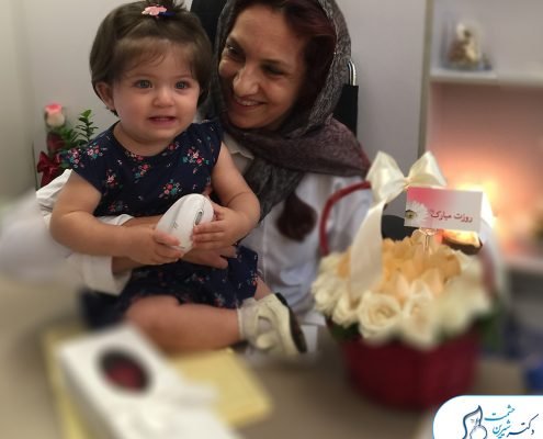 عکس شماره 8 دکتر شیرین حشمت